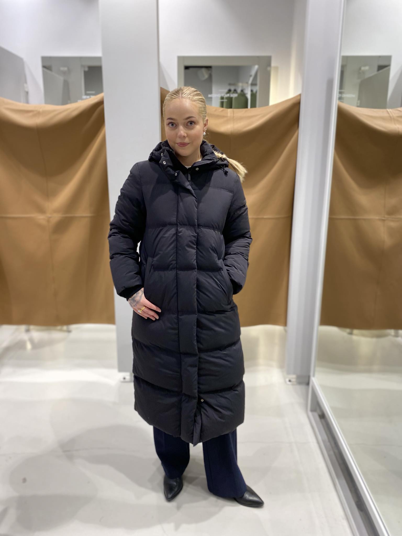 Sofie Nita Kåpe - Sort/ Black